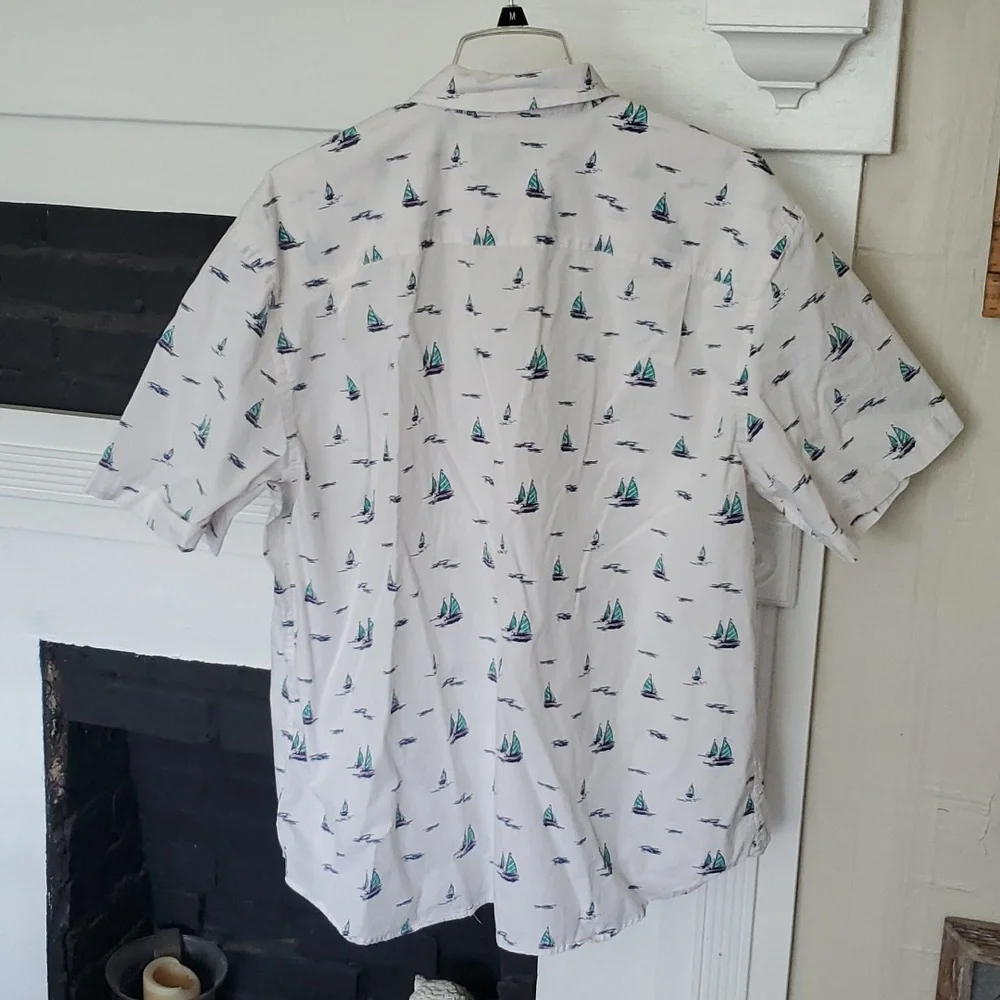 Crown & Ivy short sleeve shirt - Picture 8 of 8